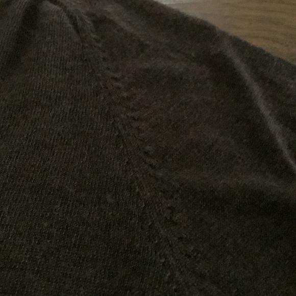 Mossimo Fine Italian Wool V Neck Sweater - Picture 7 of 7